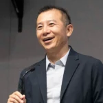 Leida Chen, speaking during an AI event